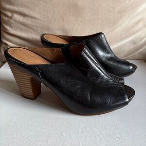 Clarks Black Leather Open-Toe Clog Mules Women Size 7.5